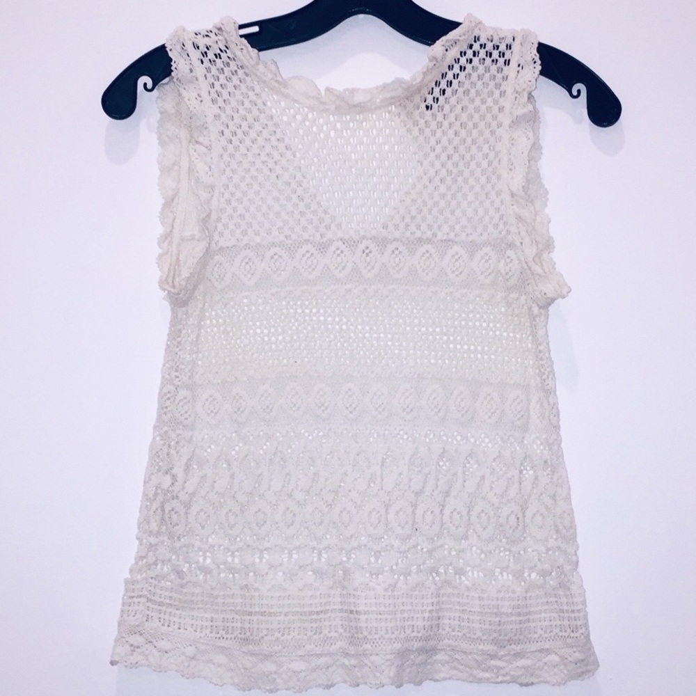 Zara mock neck lace sleeveless top